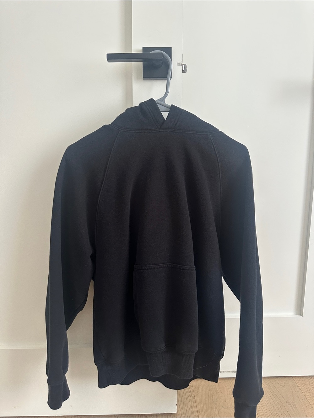 Black Aritzia Hoodie Sweatshirt - 2XS